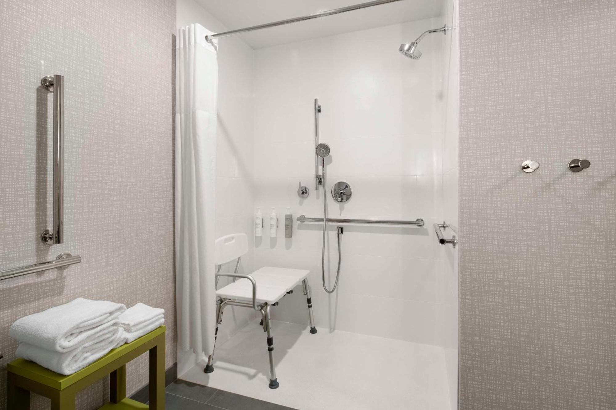 Hampton Inn Chicopee - Springfield Ngoại thất bức ảnh