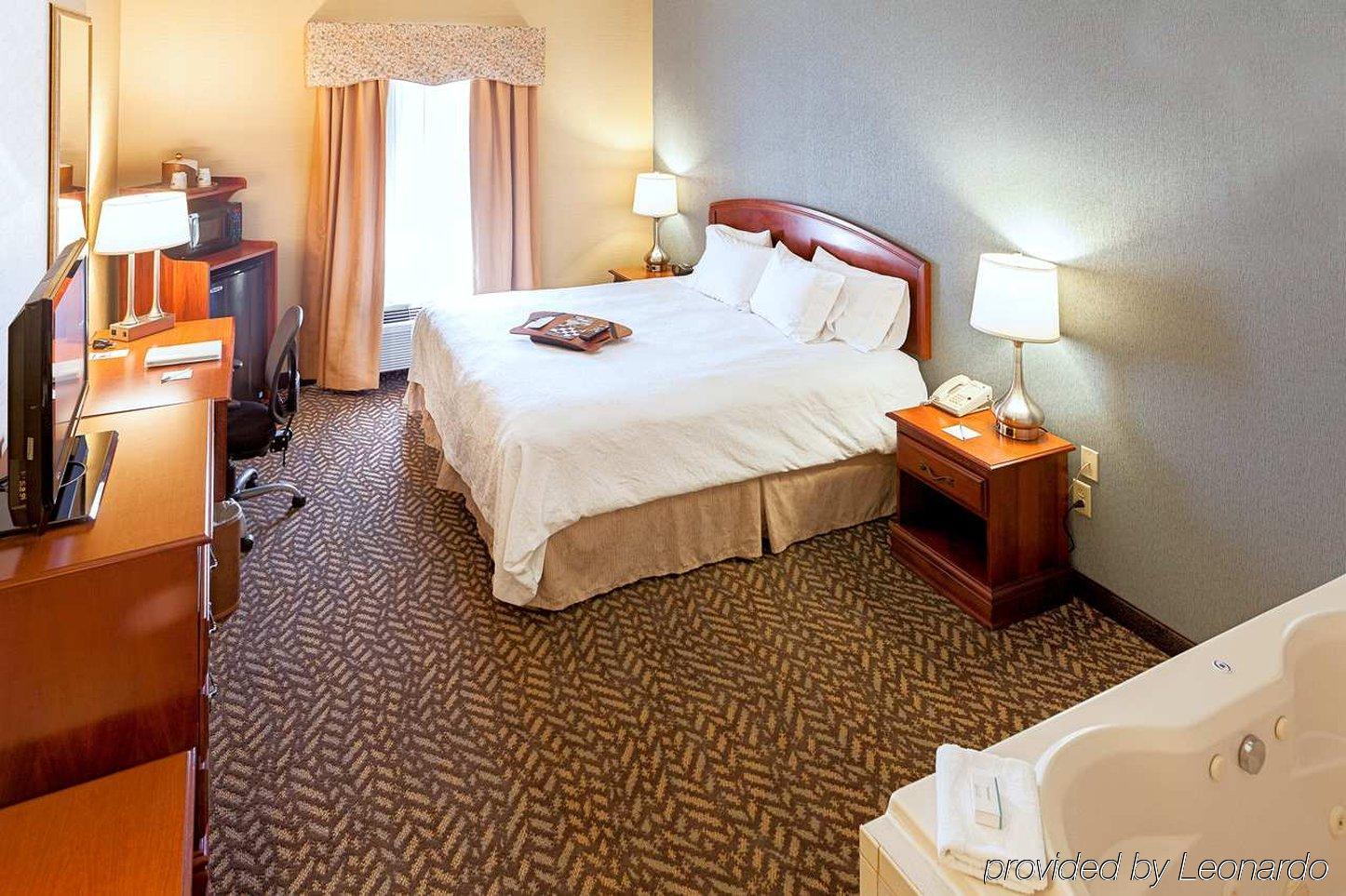 Hampton Inn Chicopee - Springfield Ngoại thất bức ảnh
